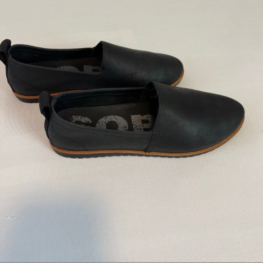 Sorel  Ella Black Flats 8.5